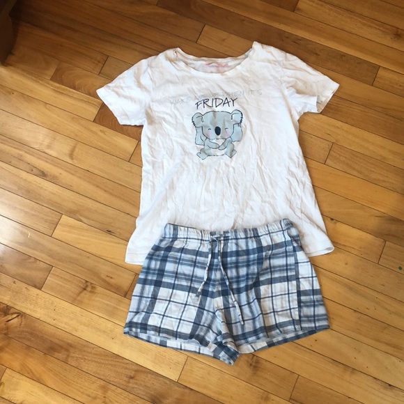 Set of pyjamas (all of them, swipe to next slides) - Picture 2 of 3